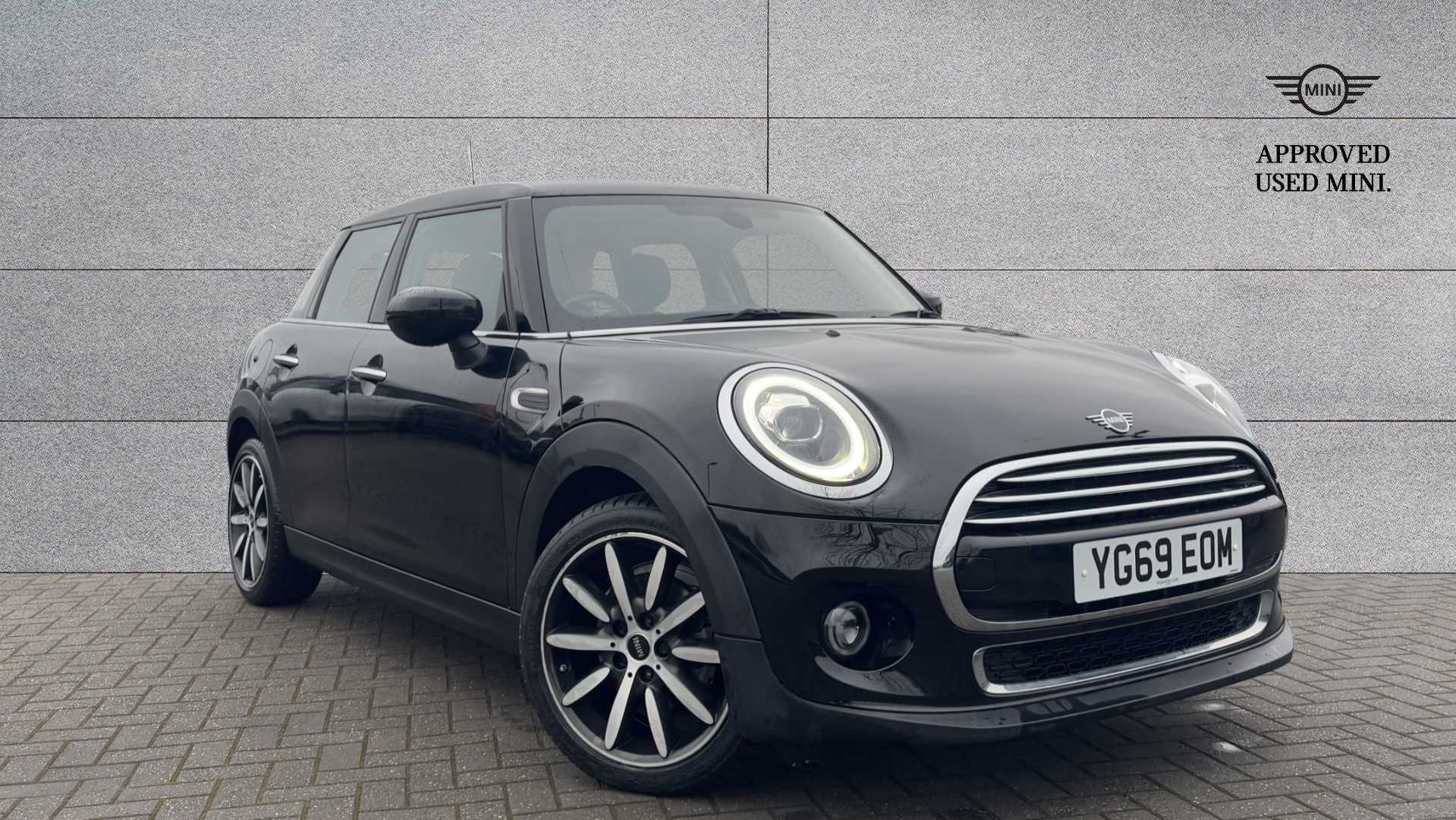 Main listing image - MINI Hatchback 5dr