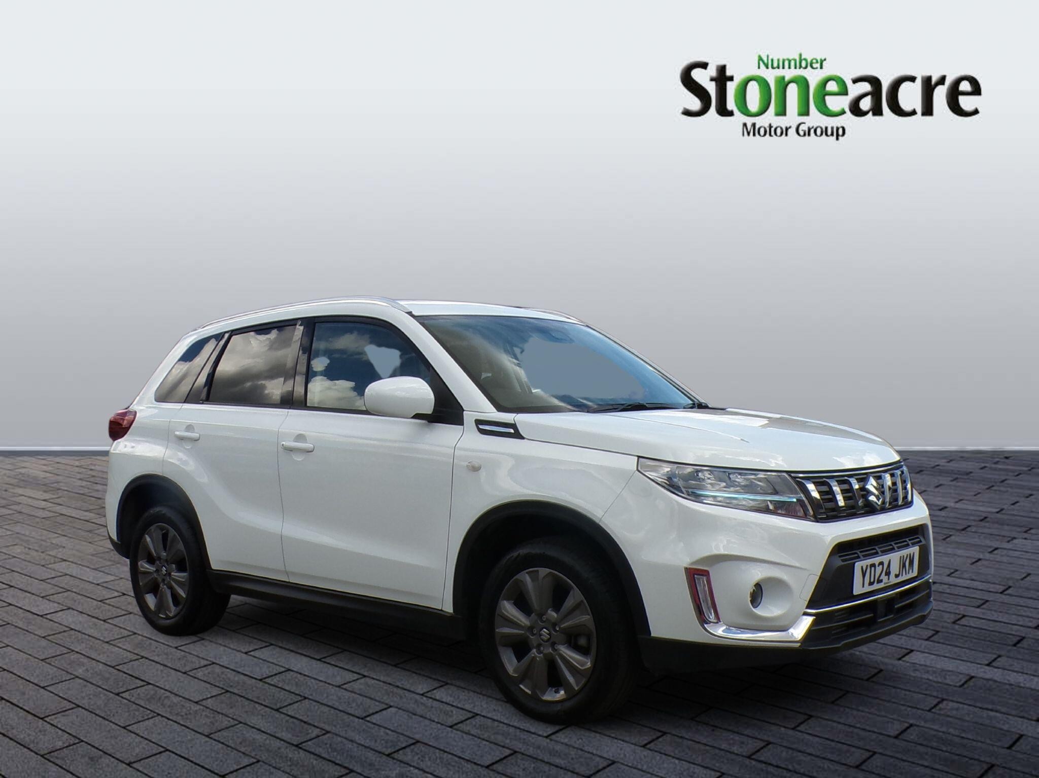 Main listing image - Suzuki Vitara