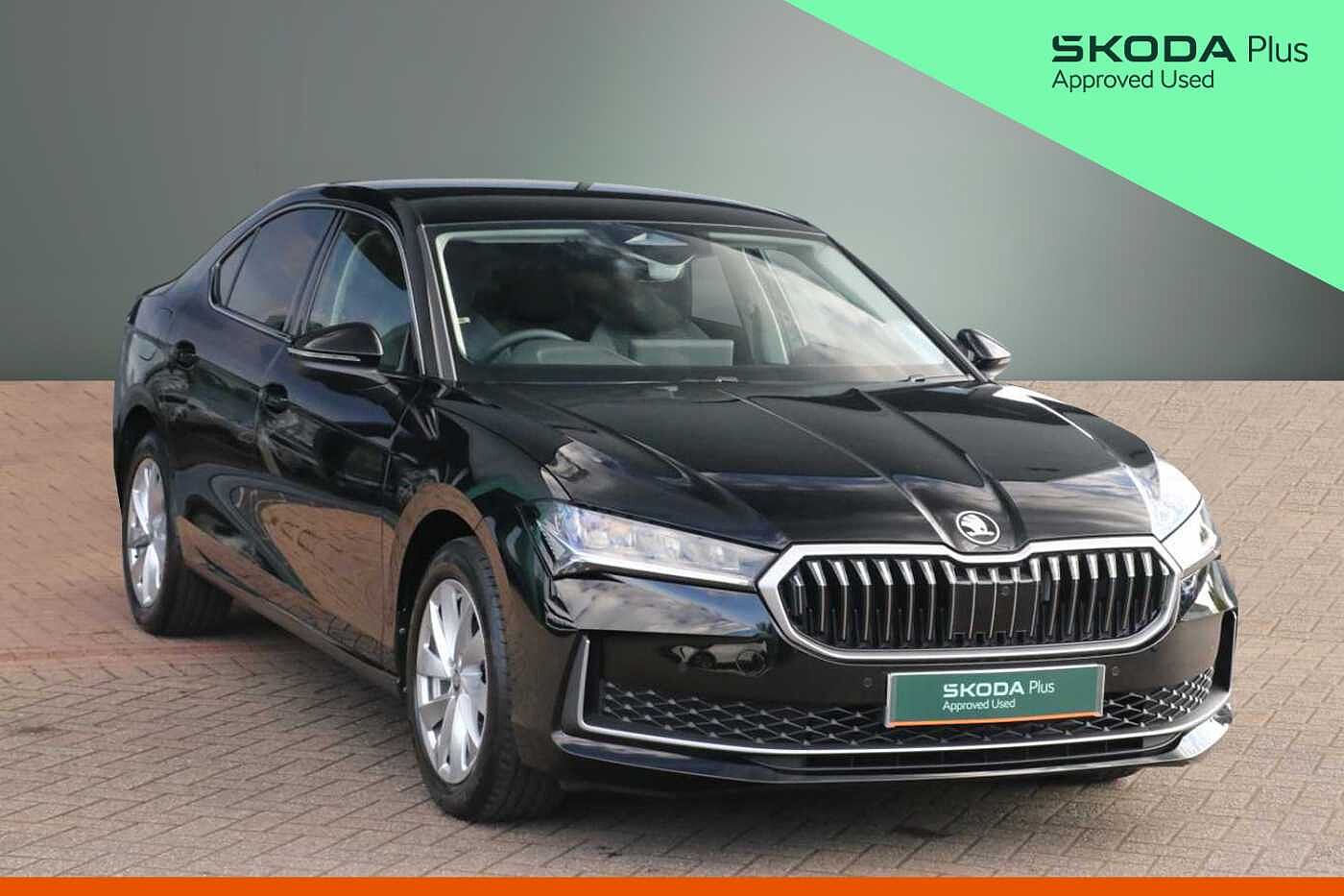 Main listing image - Skoda Superb