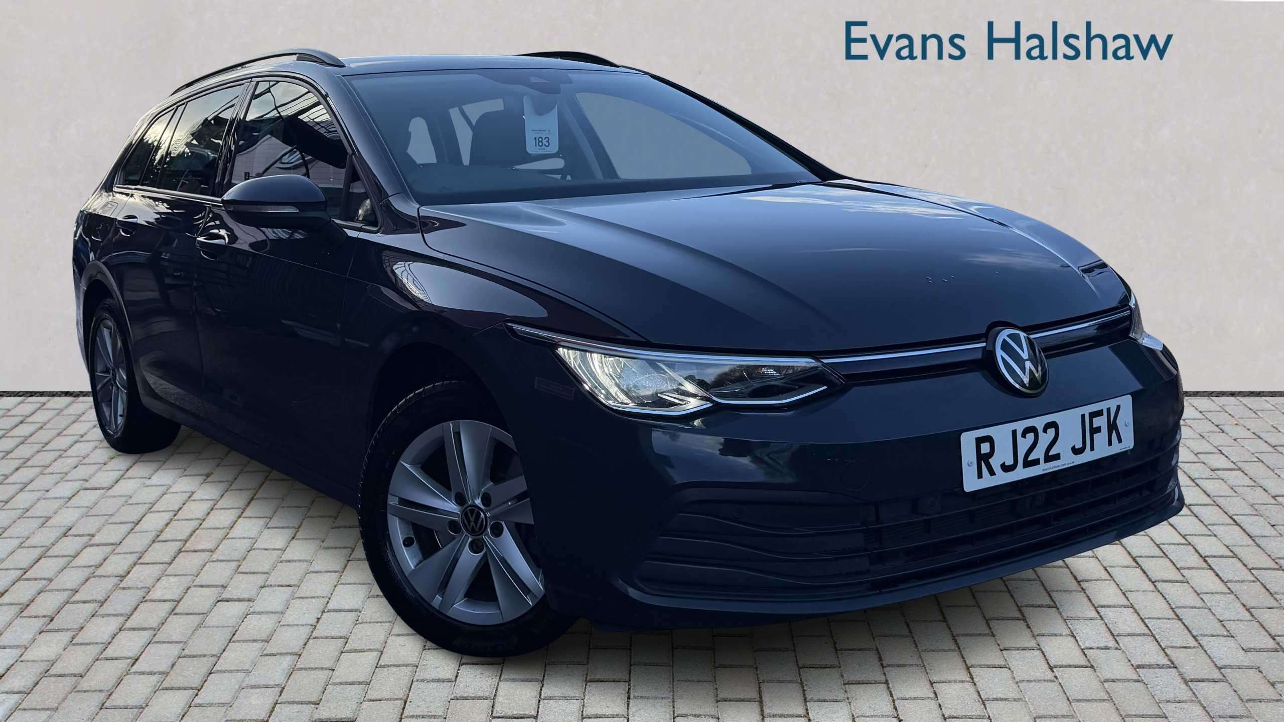 Main listing image - Volkswagen Golf Estate