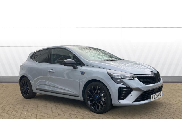 Main listing image - Renault Clio