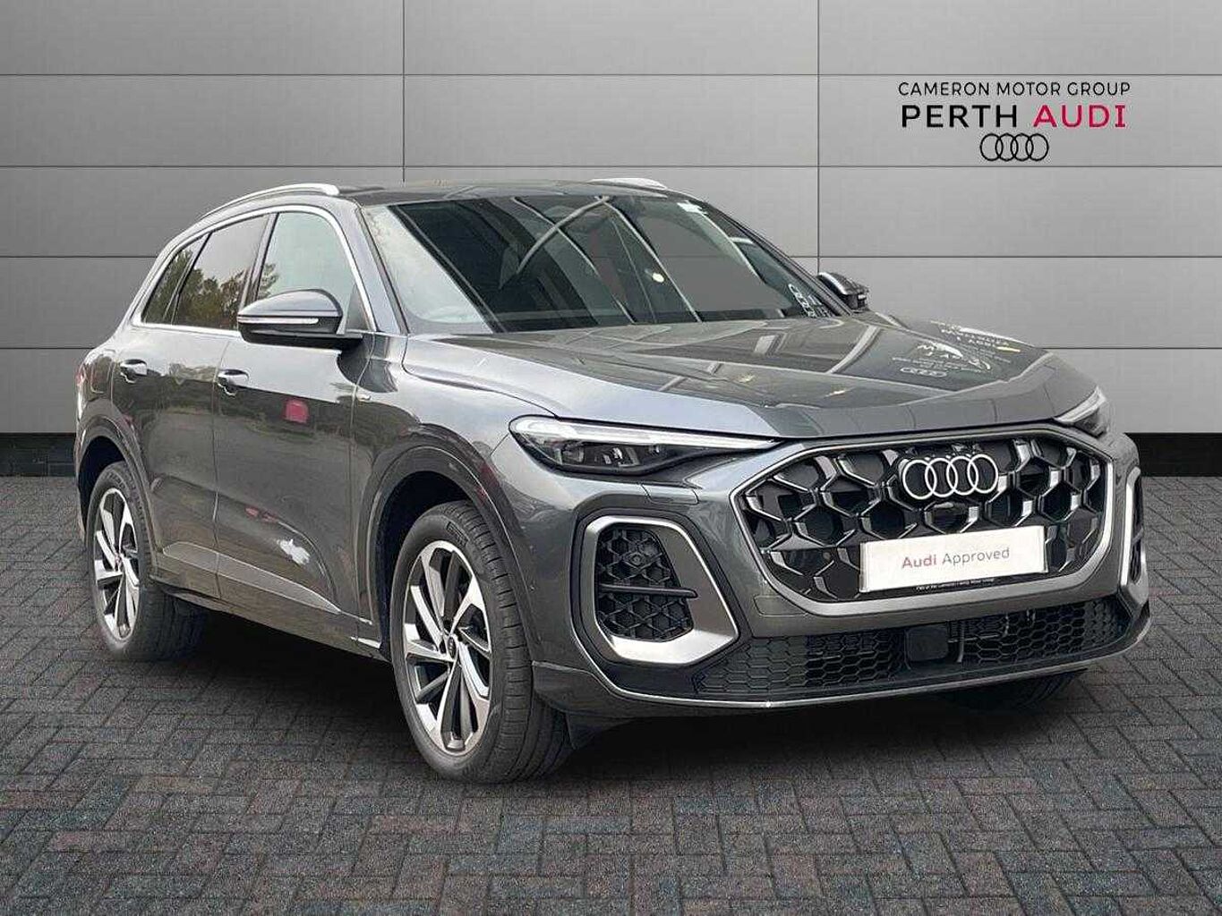 Main listing image - Audi Q5