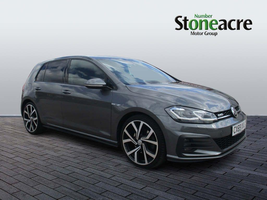 Main listing image - Volkswagen Golf