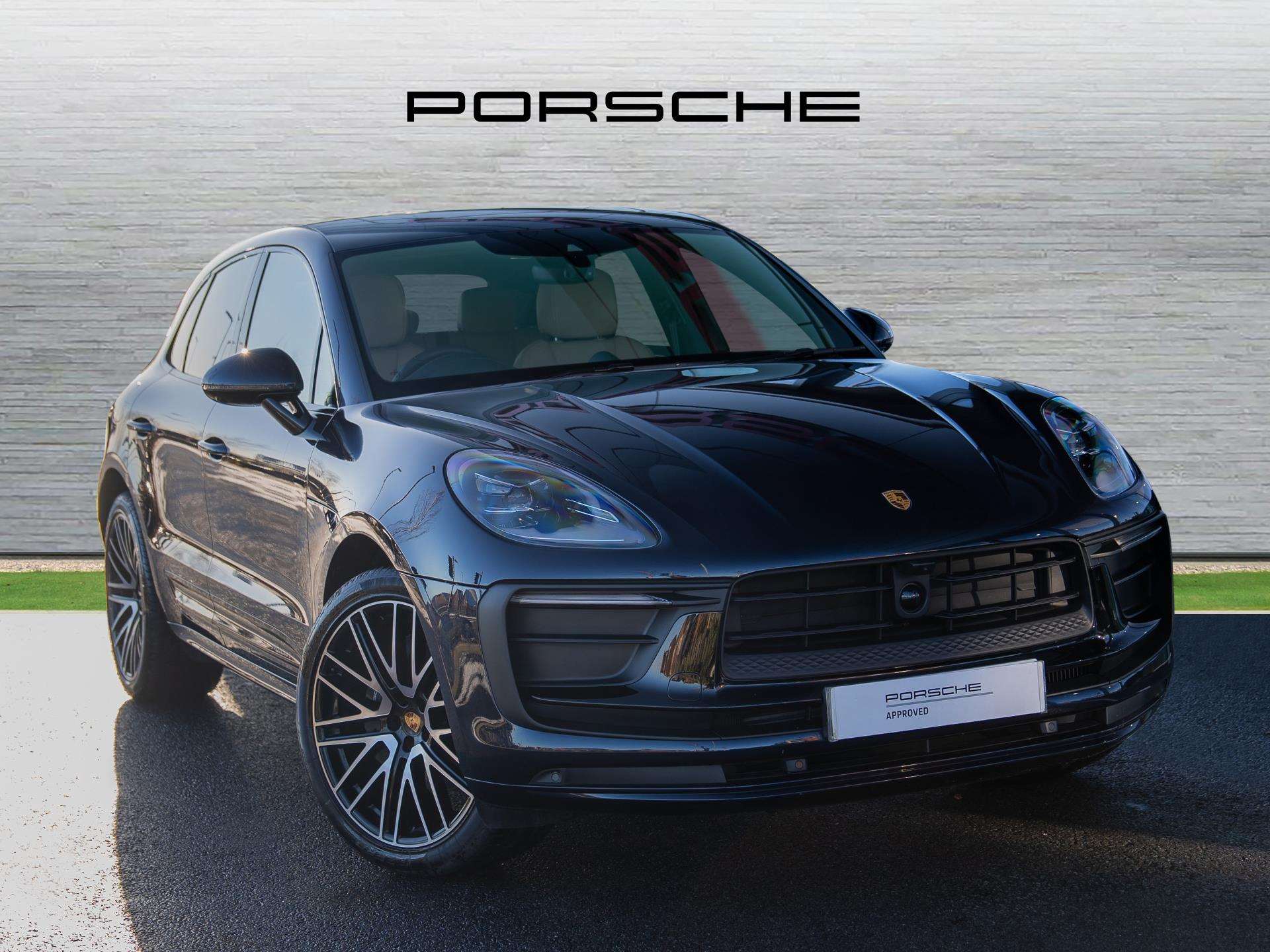 Main listing image - Porsche Macan