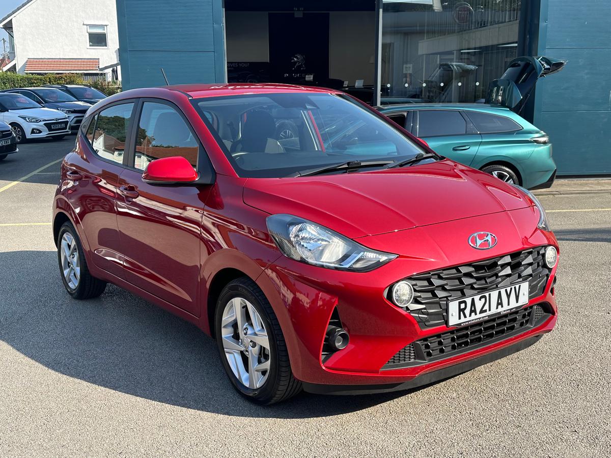 Main listing image - Hyundai i10