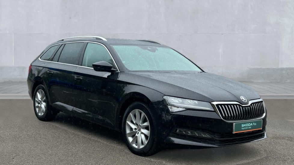 Main listing image - Skoda Superb Estate