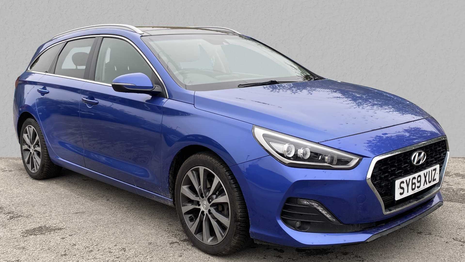 Main listing image - Hyundai i30 Tourer