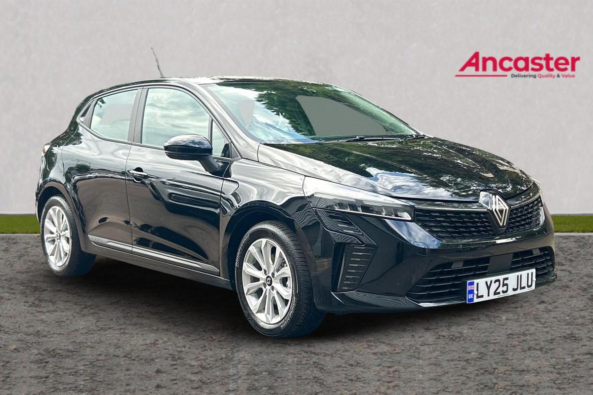 Main listing image - Renault Clio