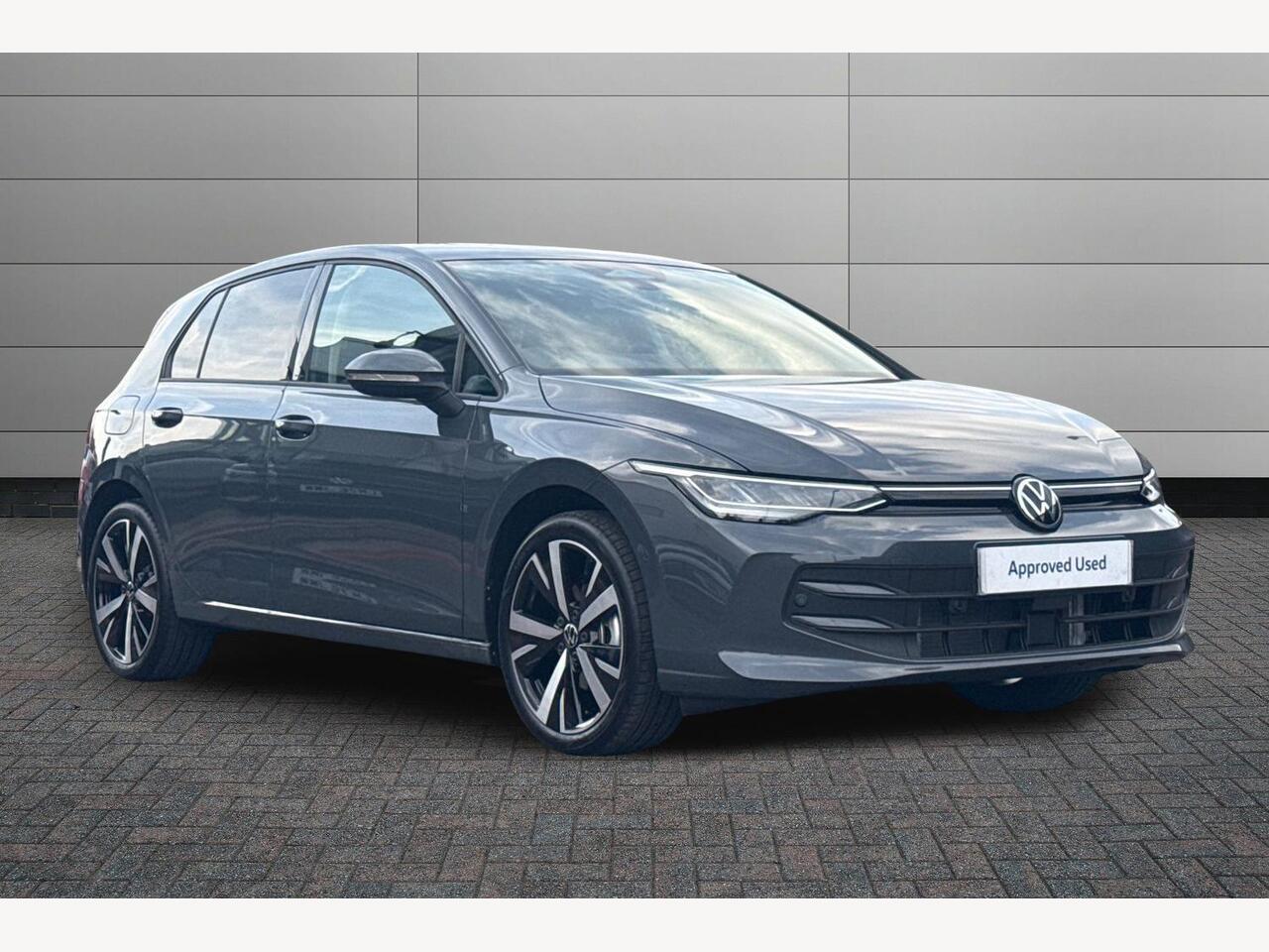 Main listing image - Volkswagen Golf