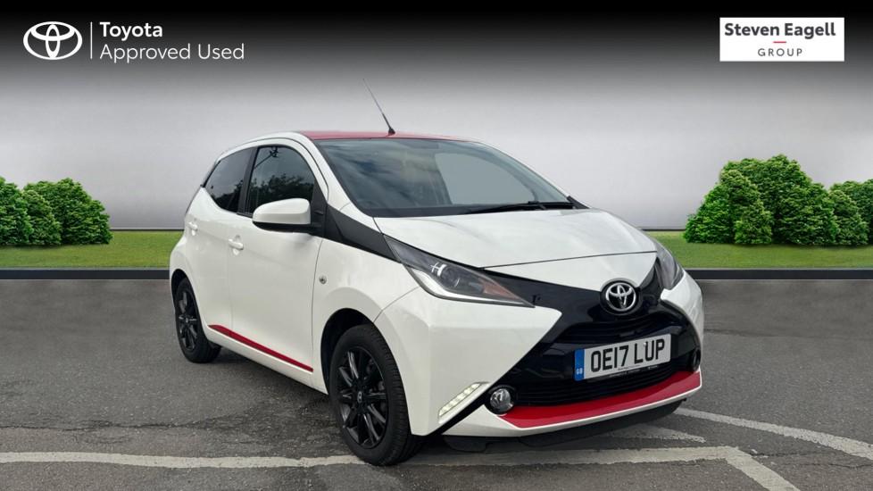 Main listing image - Toyota Aygo