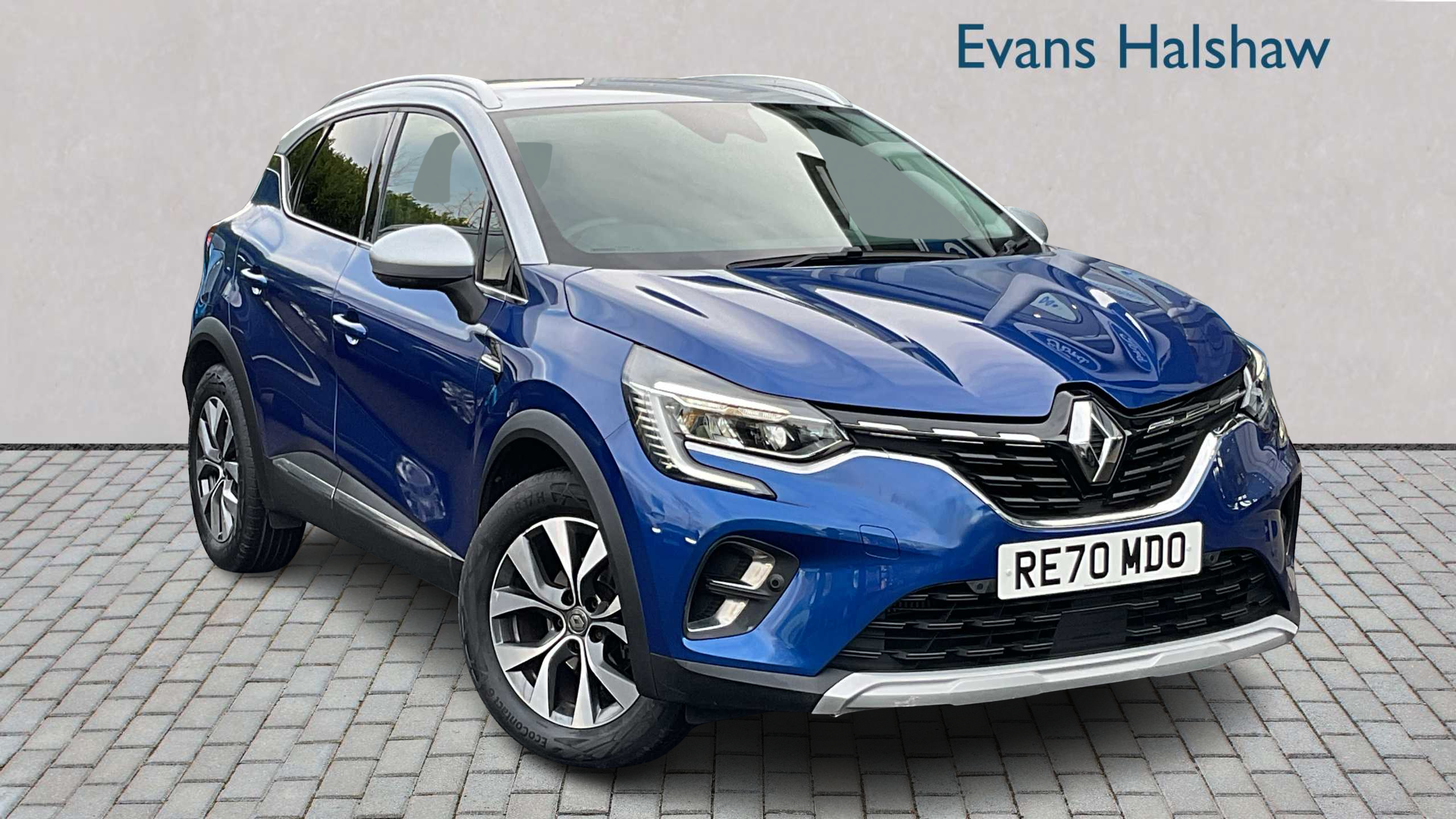 Main listing image - Renault Captur