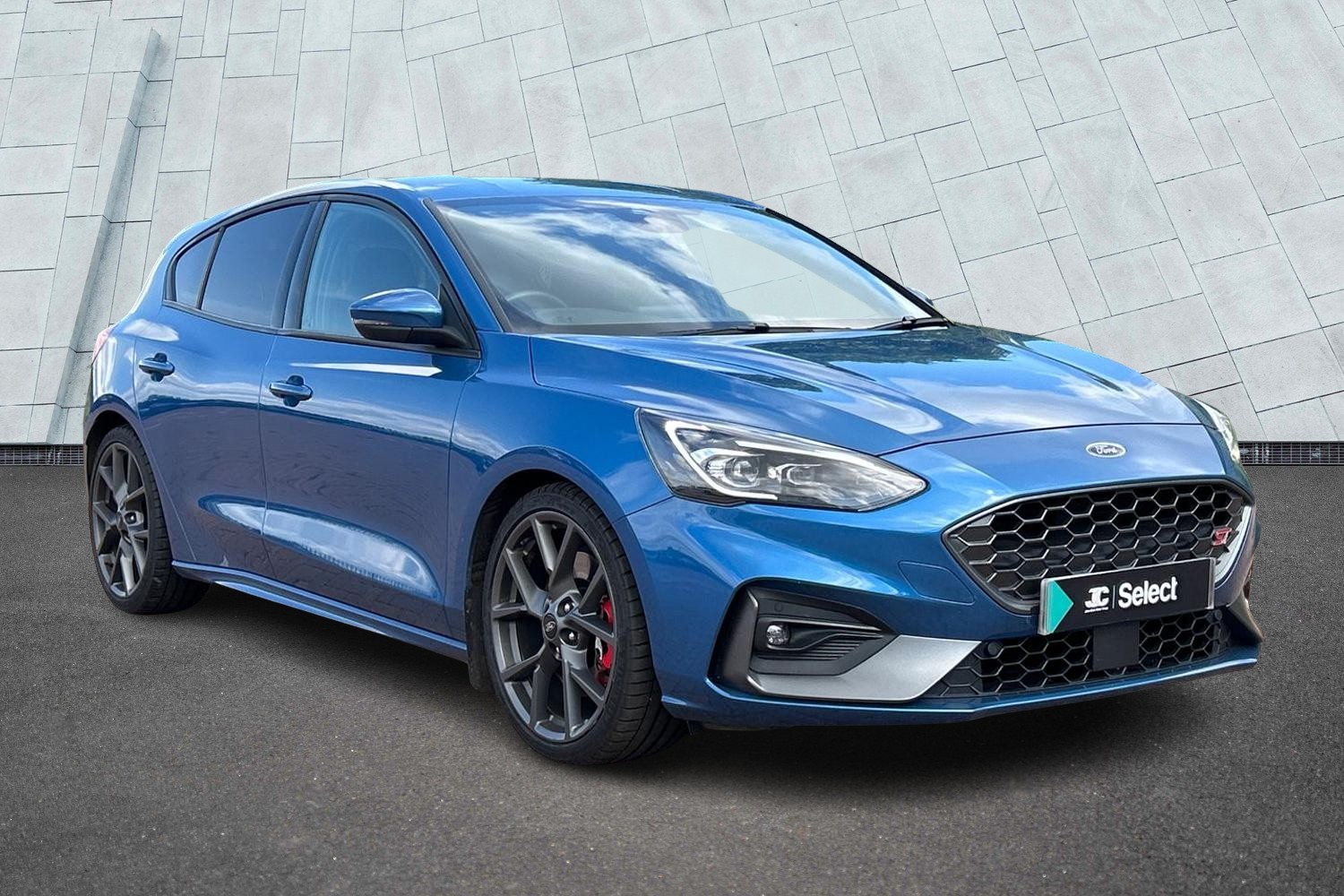 Main listing image - Ford Focus ST