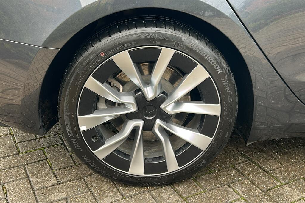 Main listing image - Tesla Model 3