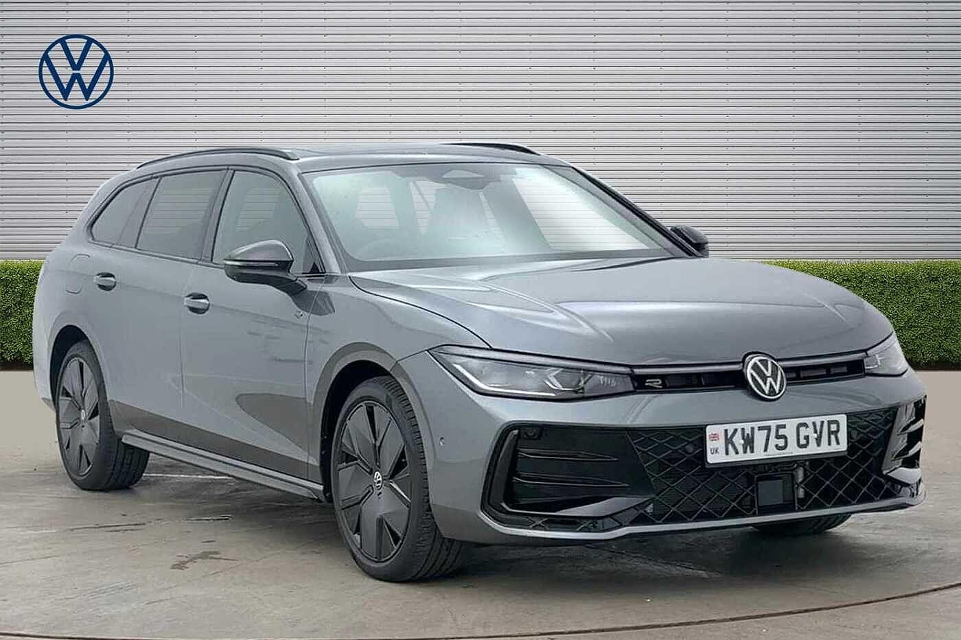 Main listing image - Volkswagen Passat