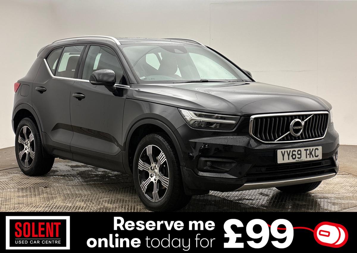 Main listing image - Volvo XC40