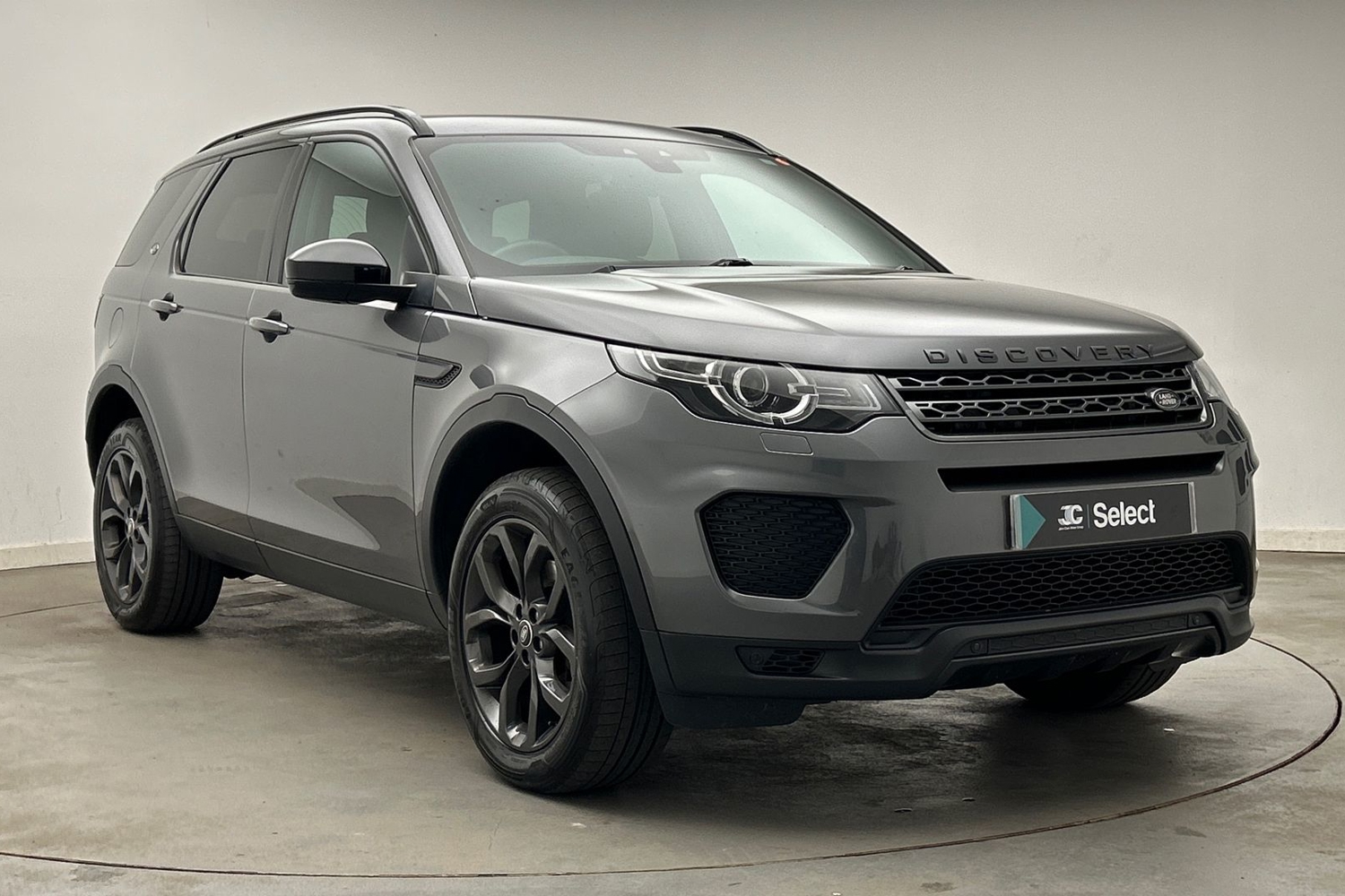 Main listing image - Land Rover Discovery Sport
