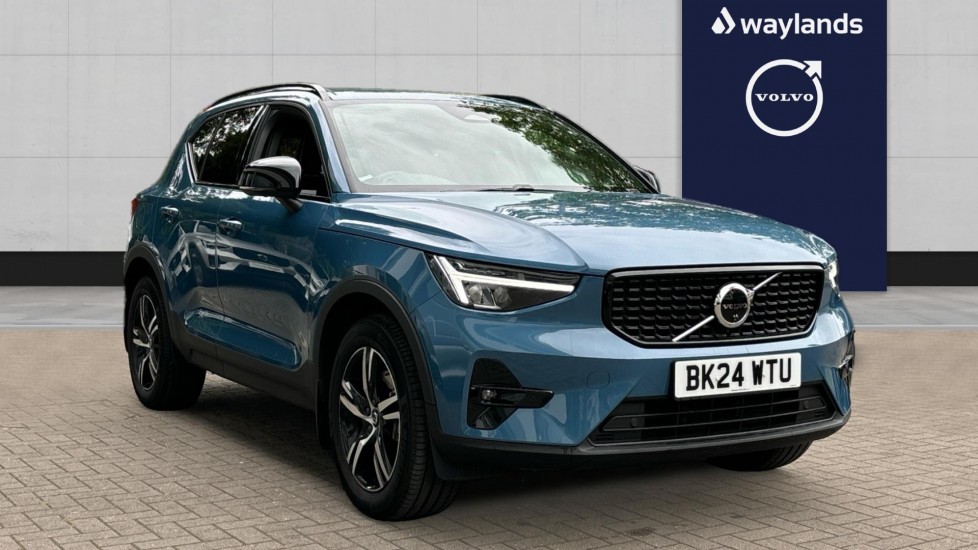 Main listing image - Volvo XC40