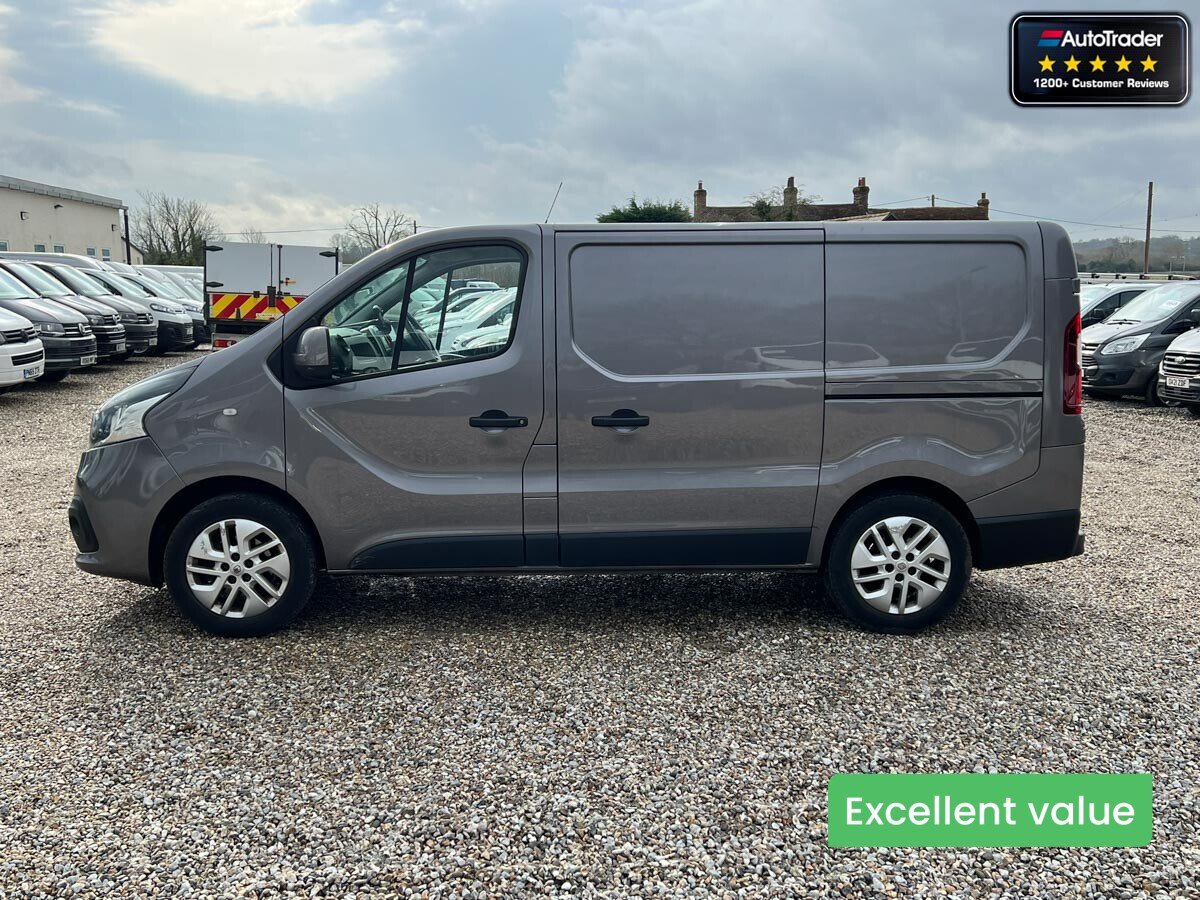 Main listing image - Renault Trafic