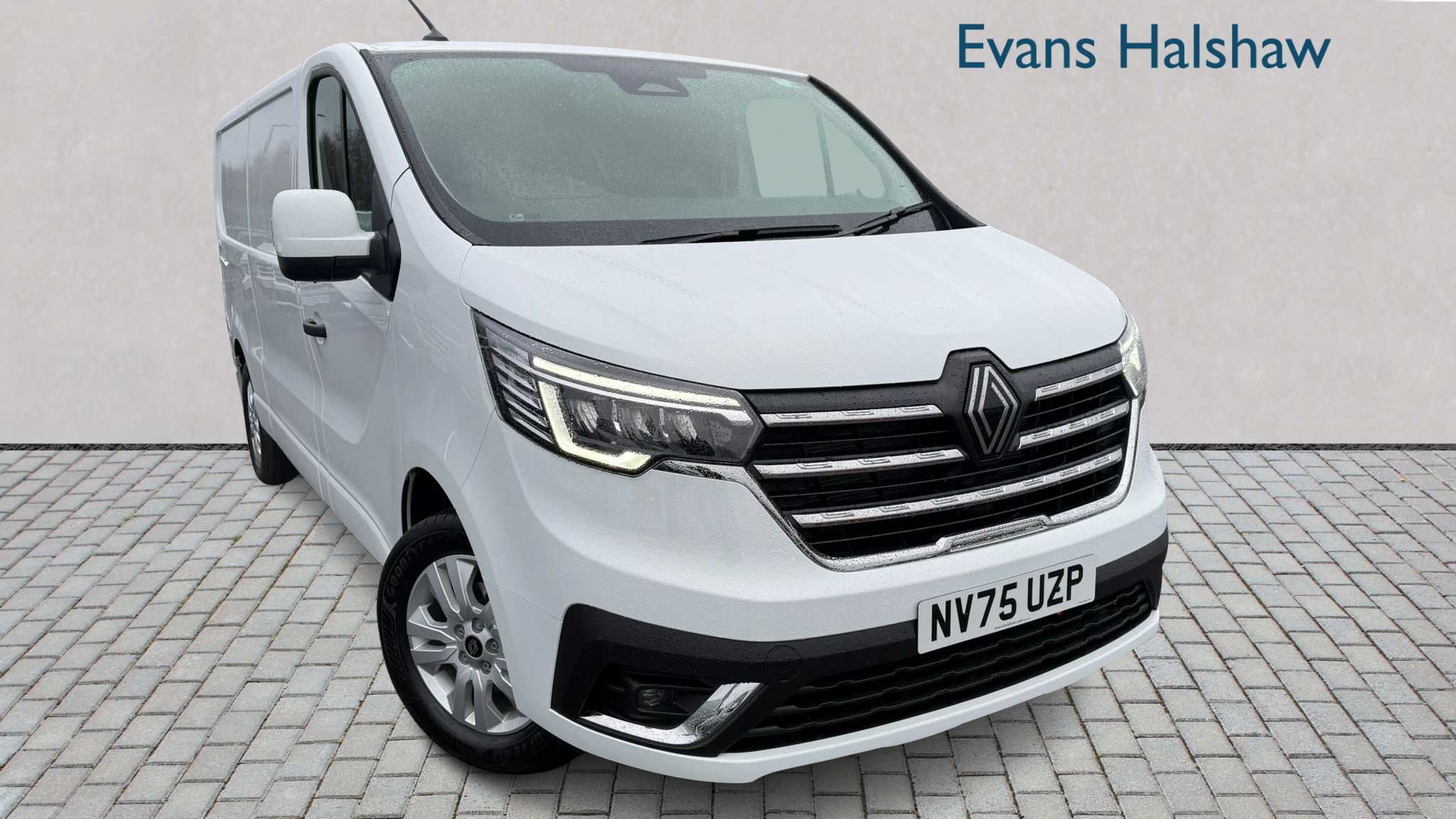 Main listing image - Renault Trafic