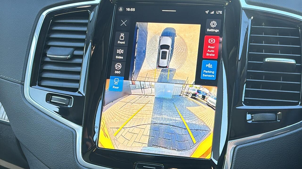 Main listing image - Volvo XC90
