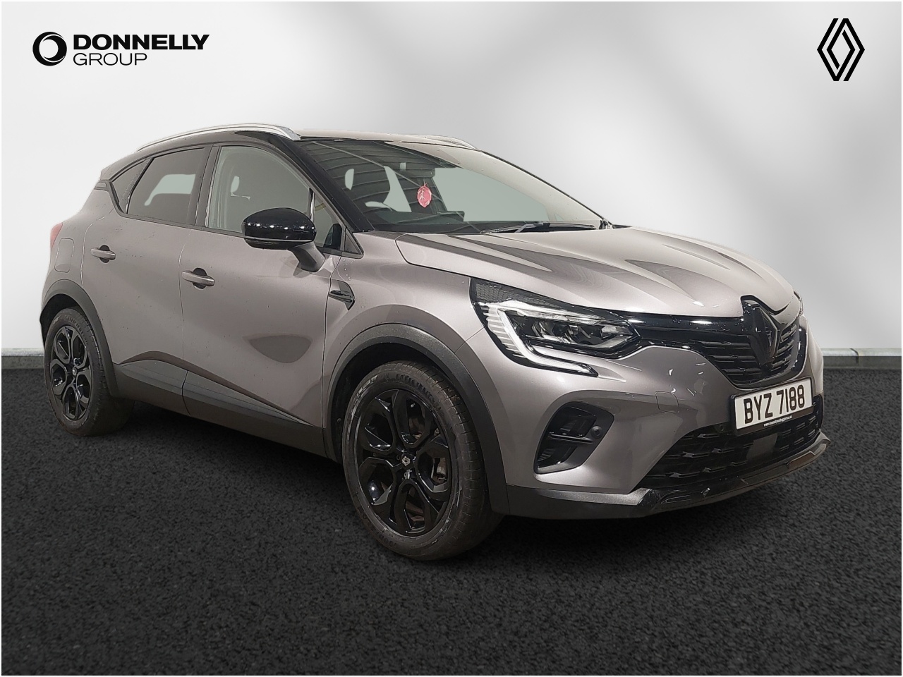 Main listing image - Renault Captur