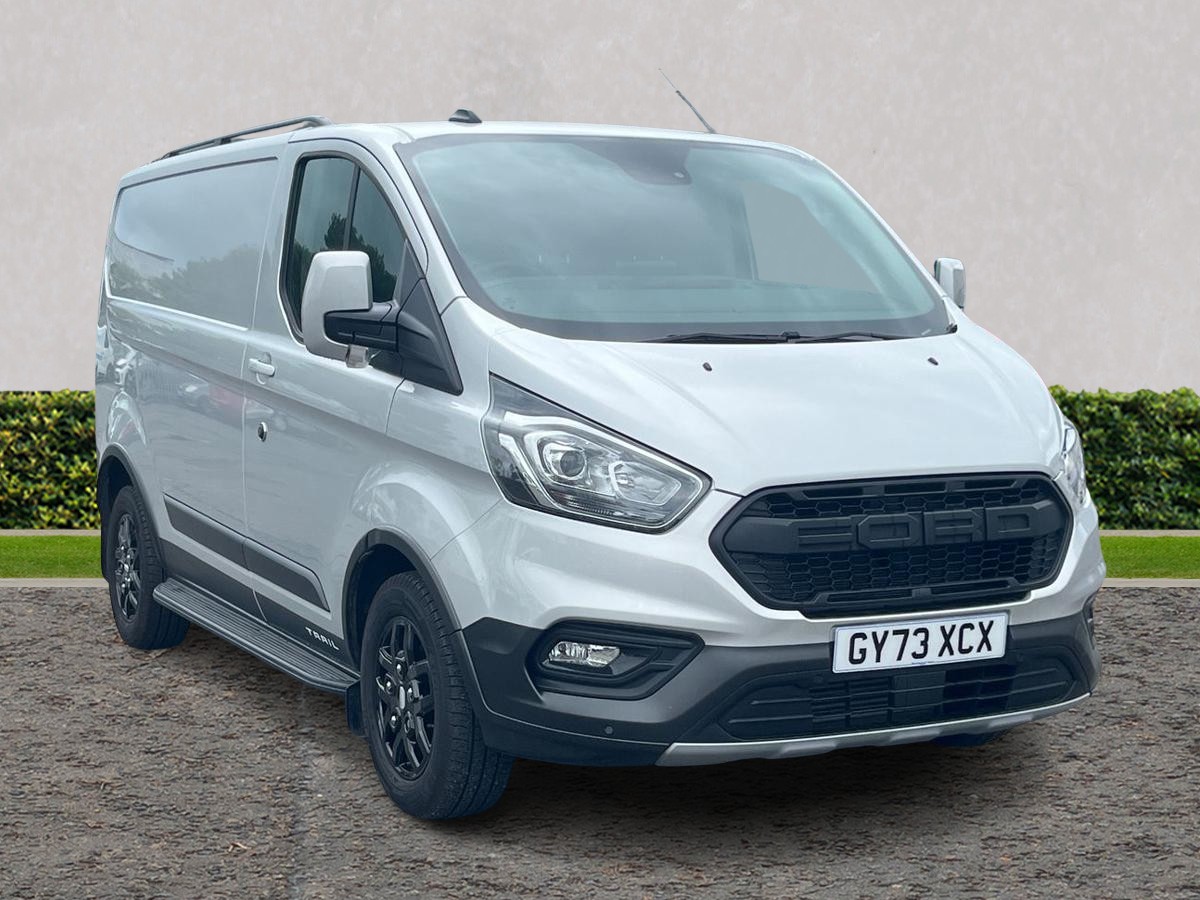 Main listing image - Ford Transit Custom