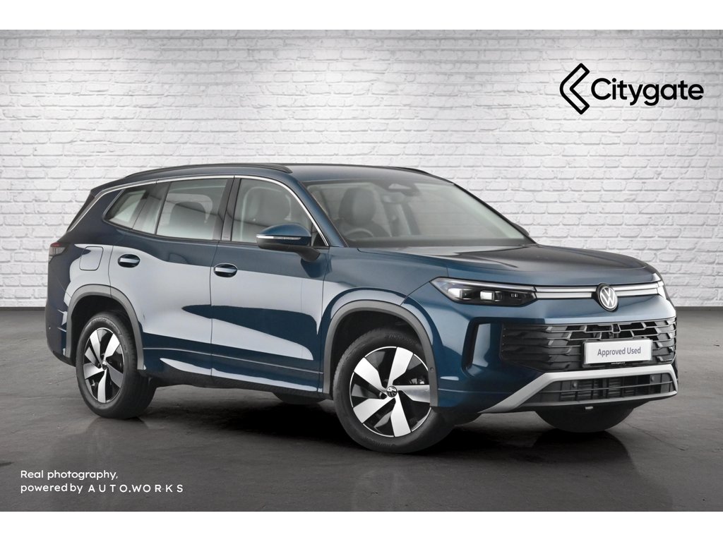 Main listing image - Volkswagen Tayron