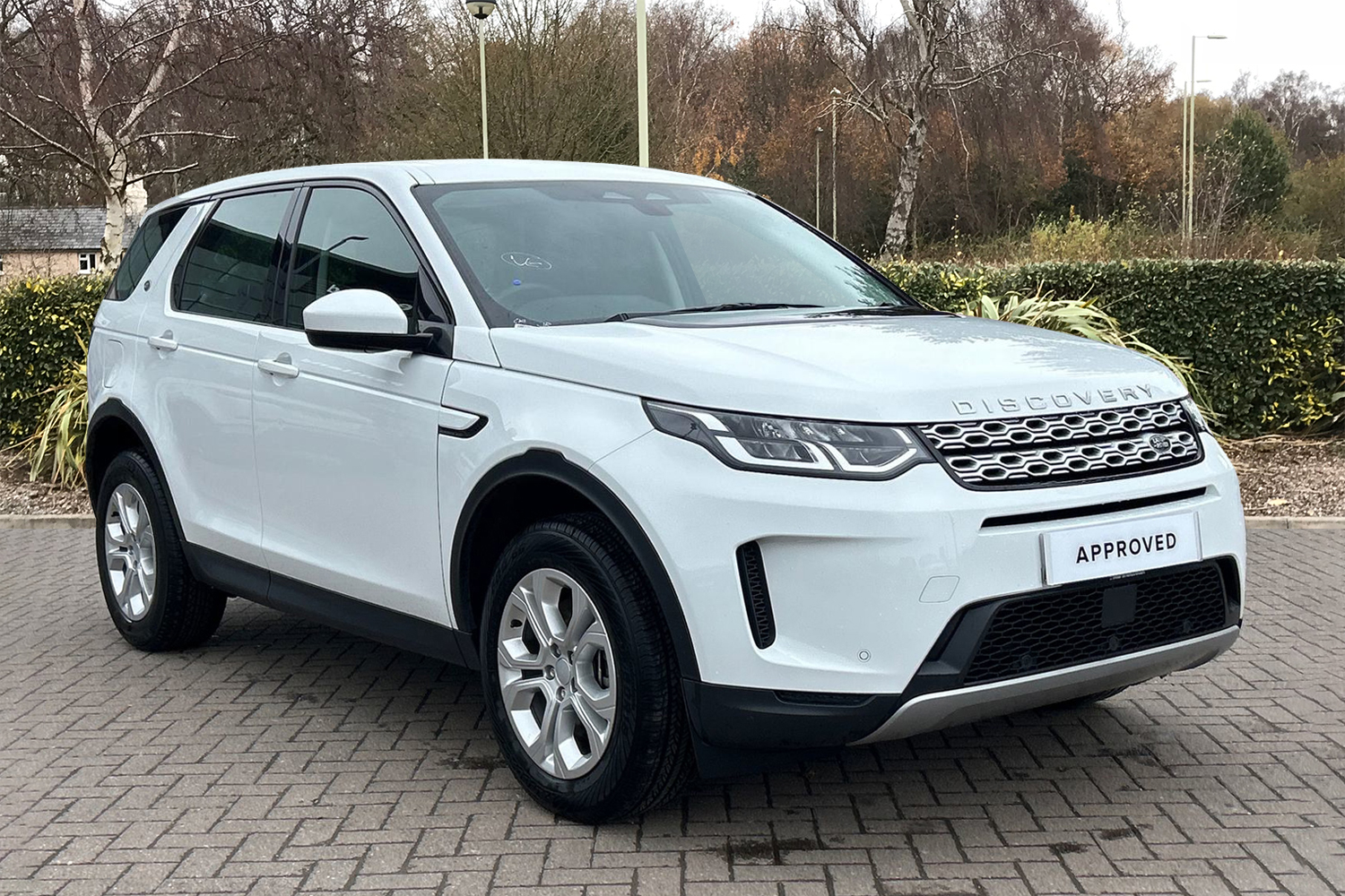 Main listing image - Land Rover Discovery Sport