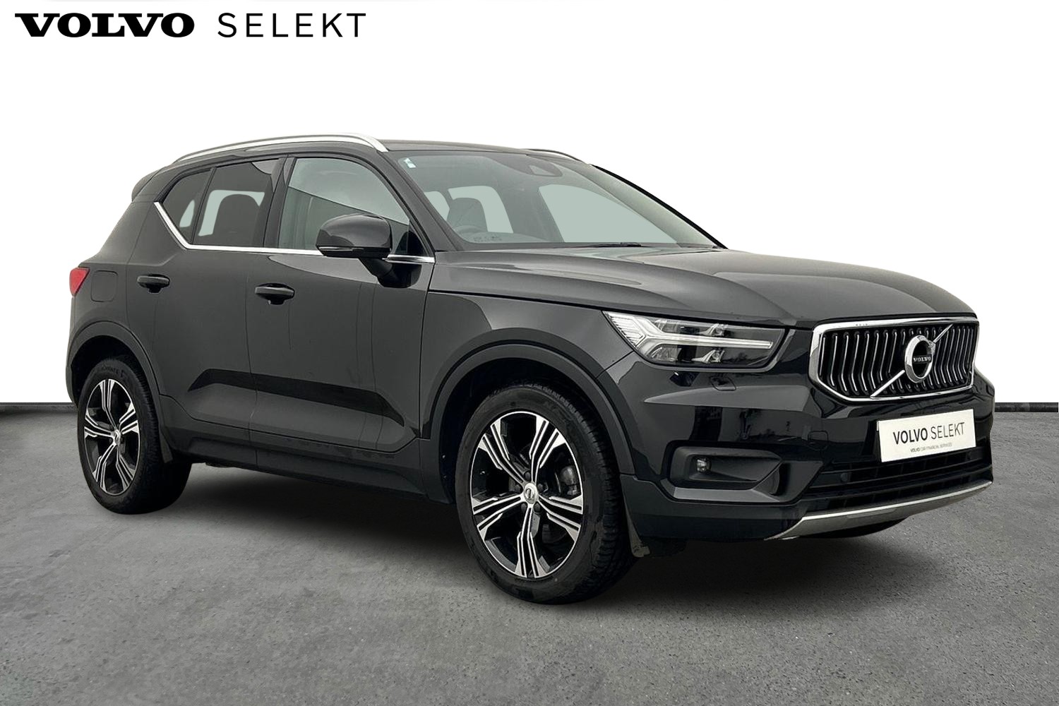 Main listing image - Volvo XC40