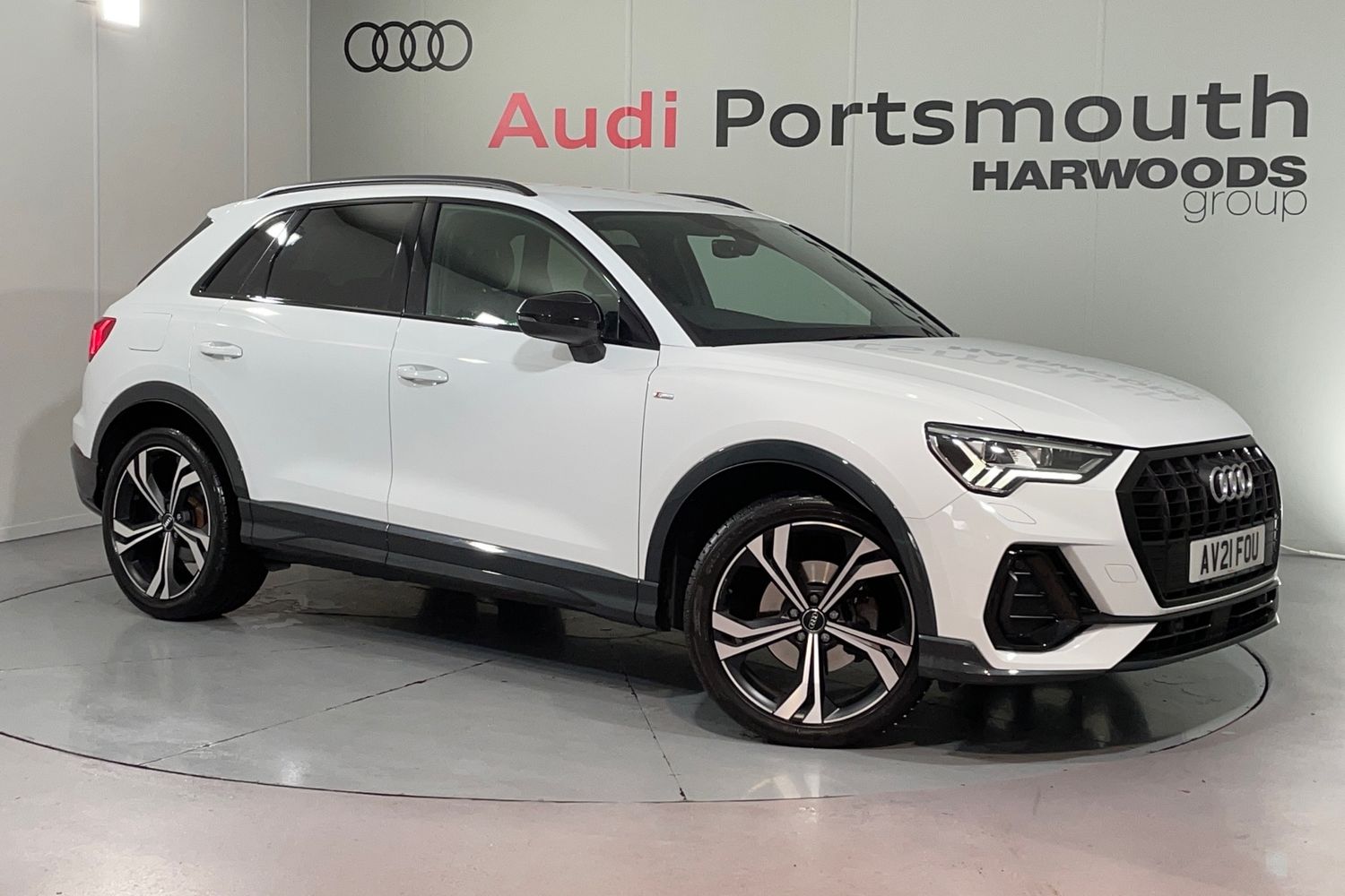 Main listing image - Audi Q3