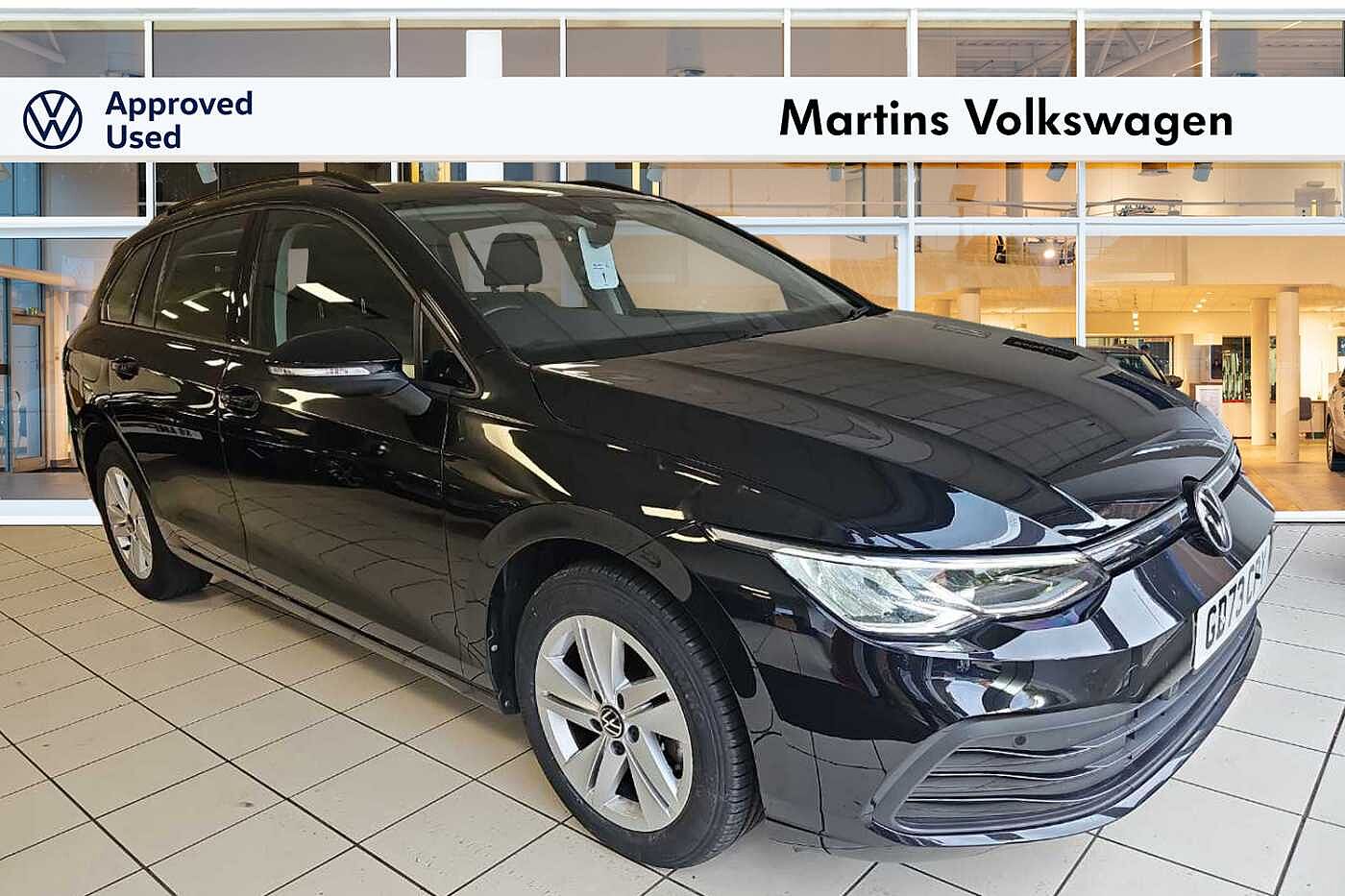 Main listing image - Volkswagen Golf Estate