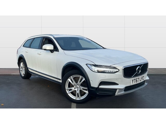 Main listing image - Volvo V90 Cross Country