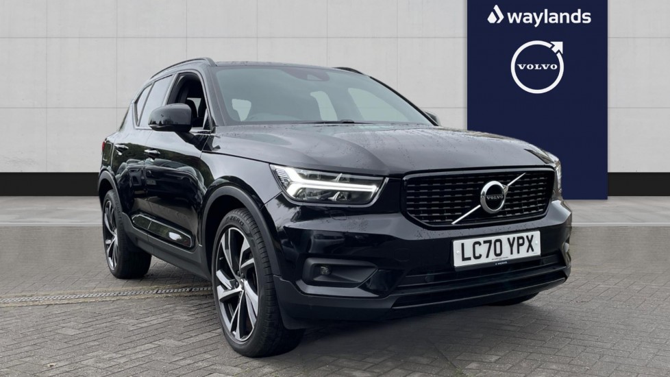 Main listing image - Volvo XC40