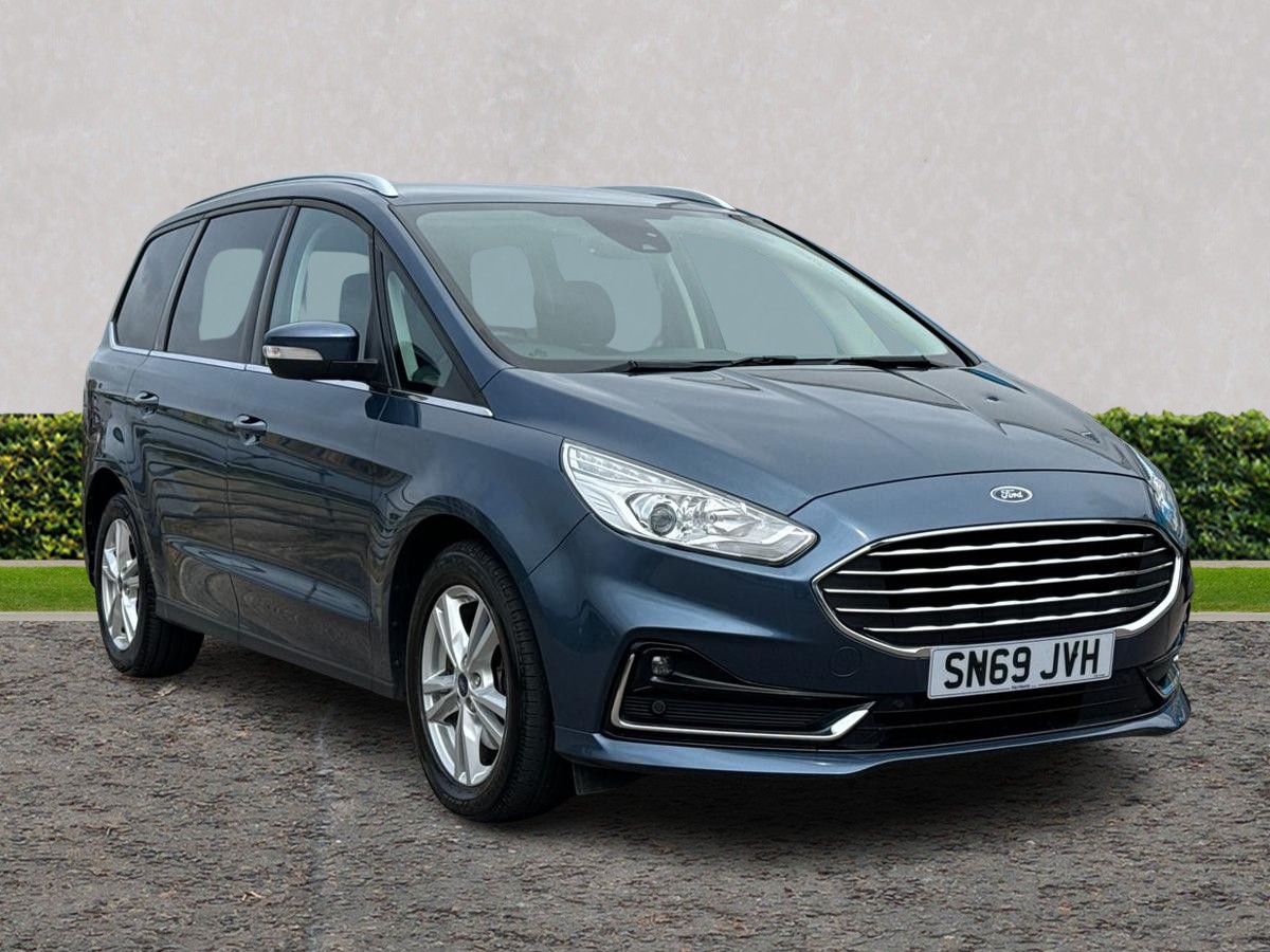 Main listing image - Ford Galaxy