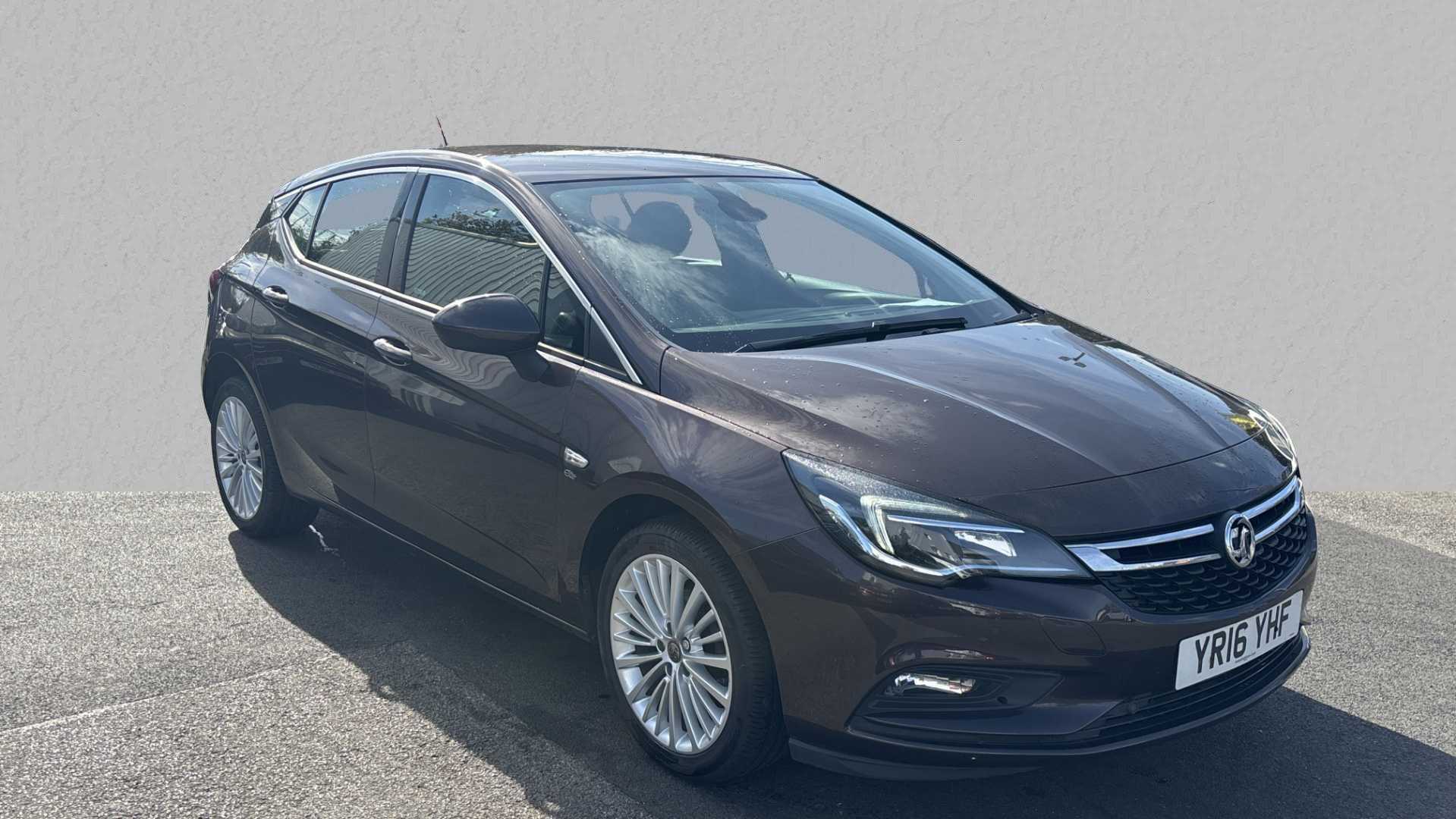 Main listing image - Vauxhall Astra