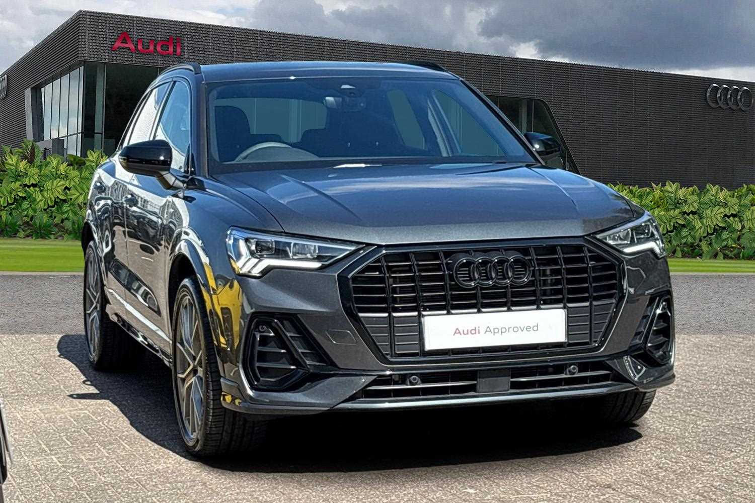Main listing image - Audi Q3