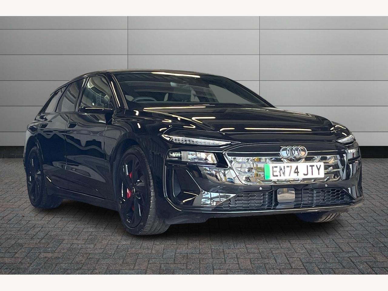 Main listing image - Audi S6