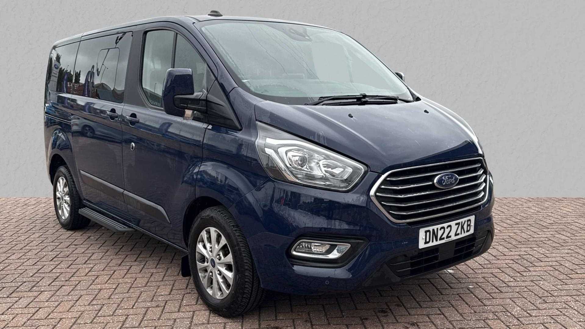 Main listing image - Ford Tourneo Custom