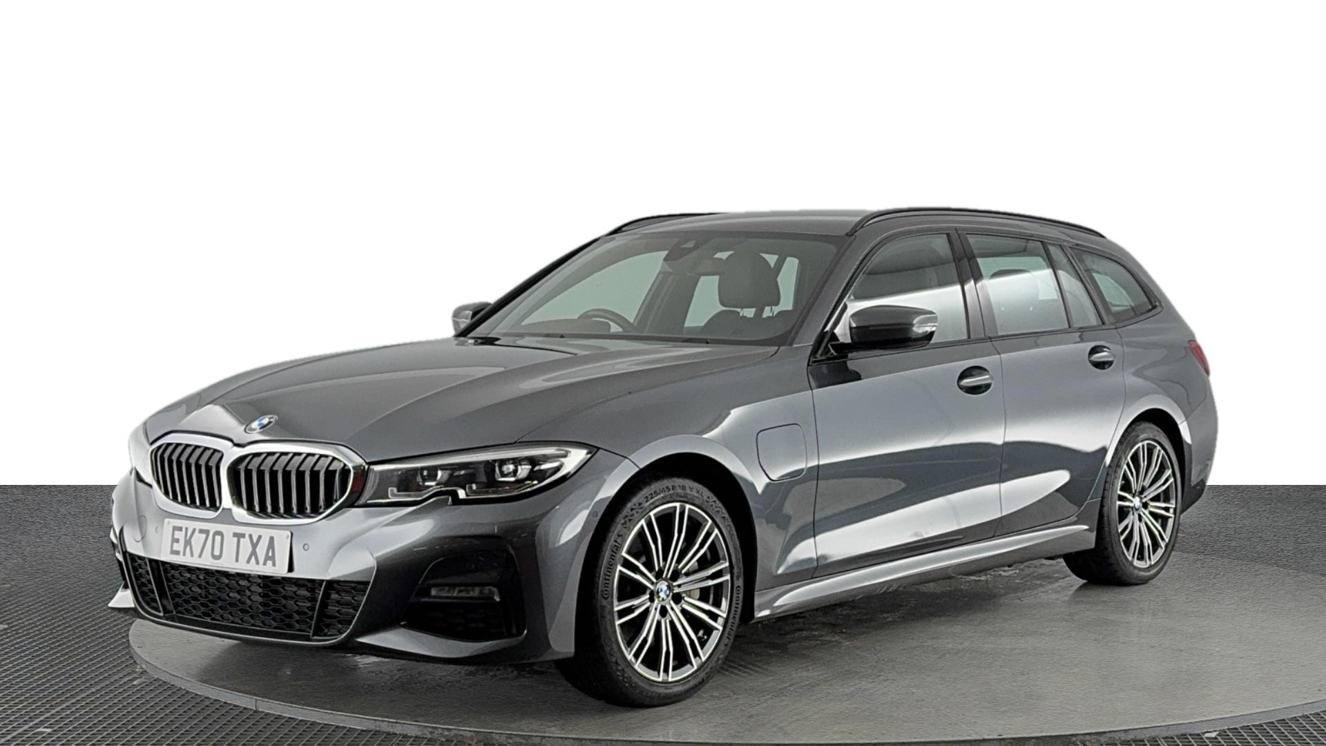 Main listing image - BMW 3 Series Touring