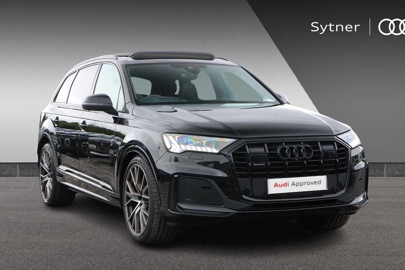Main listing image - Audi Q7