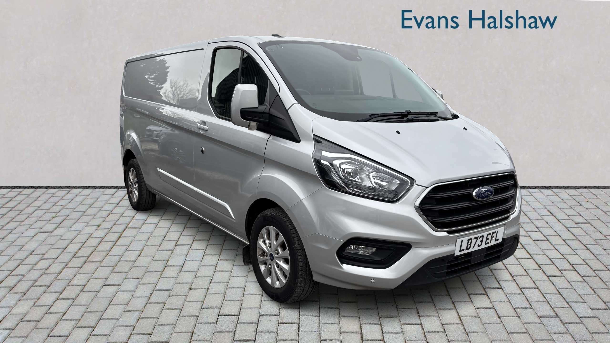 Main listing image - Ford Transit Custom