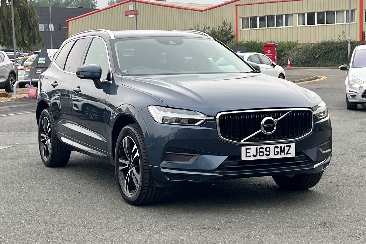 Main listing image - Volvo XC60