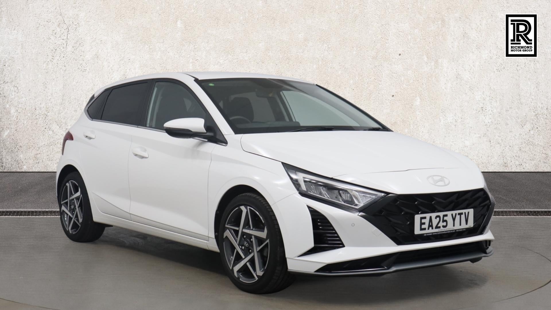 Main listing image - Hyundai i20