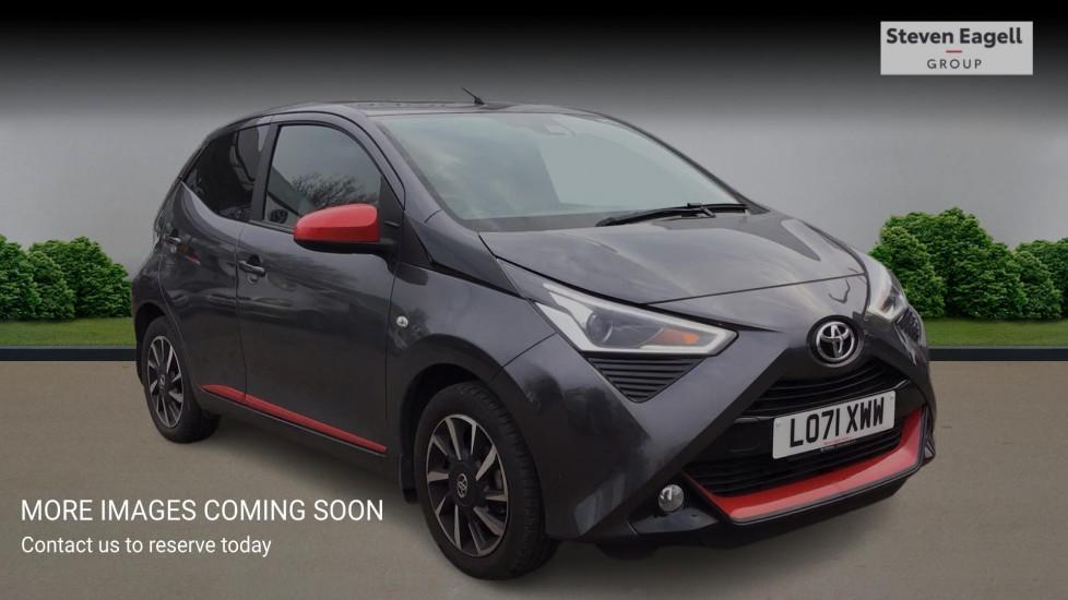 Main listing image - Toyota Aygo