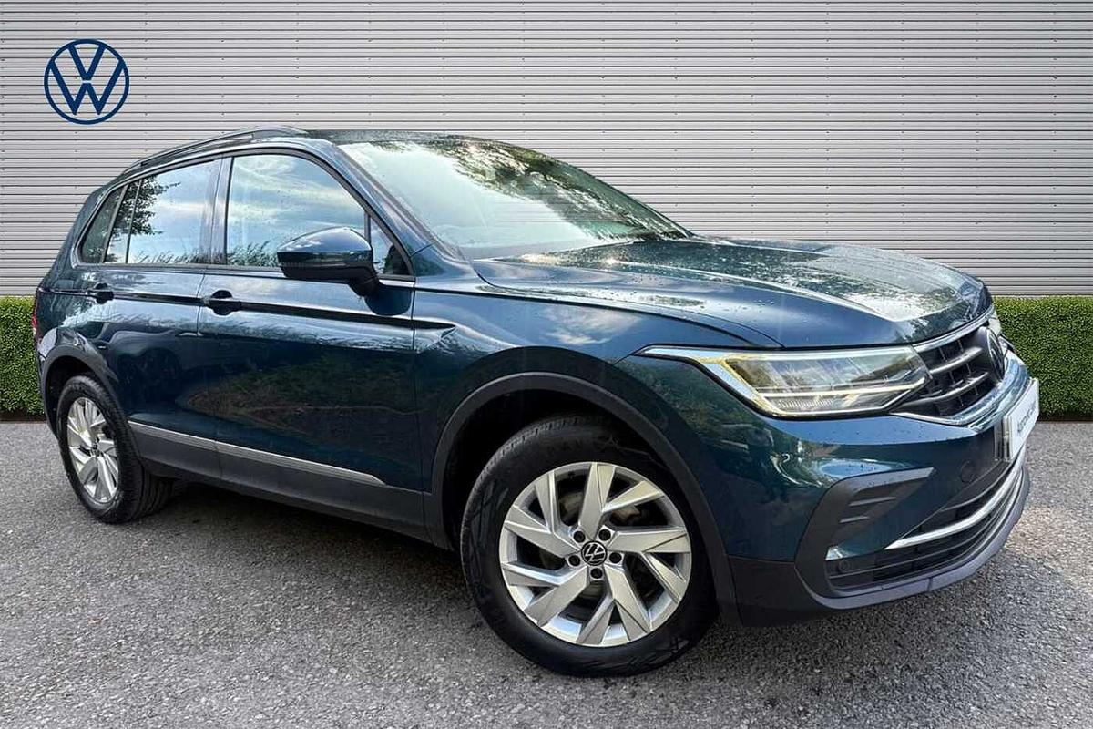 Main listing image - Volkswagen Tiguan
