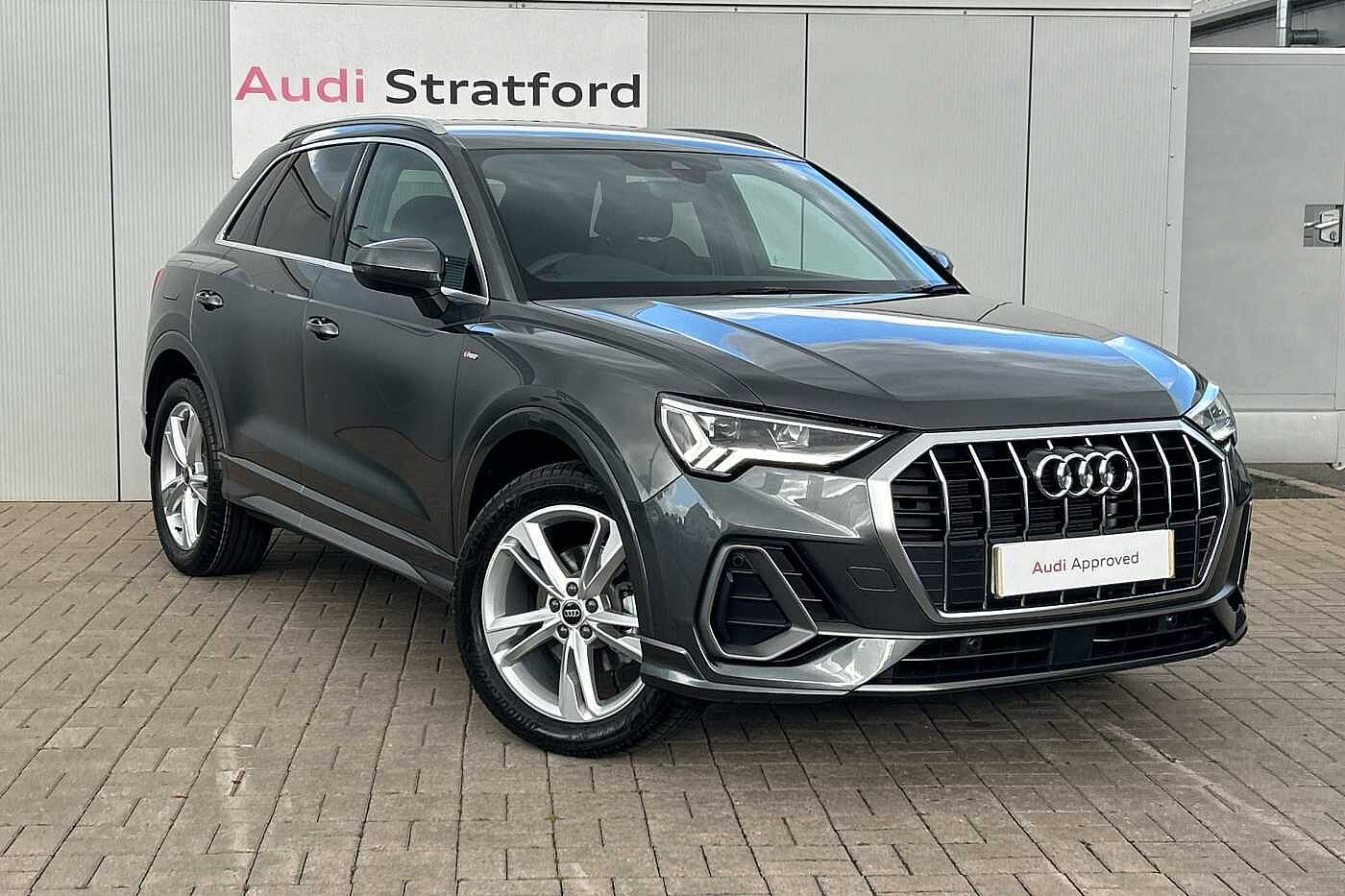 Main listing image - Audi Q3