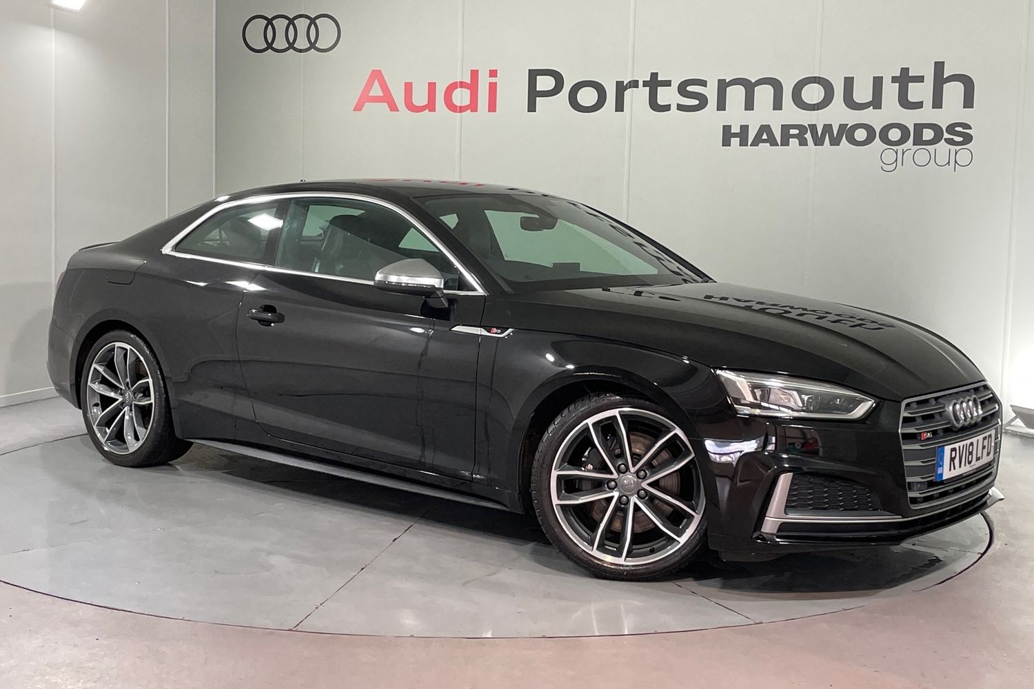 Main listing image - Audi S5