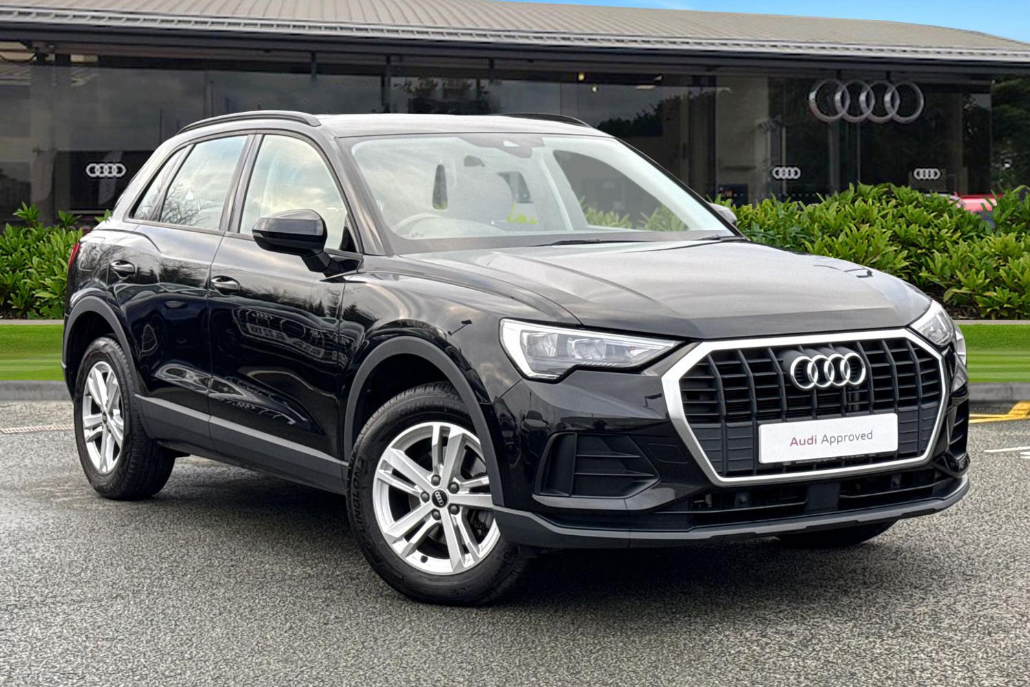 Main listing image - Audi Q3