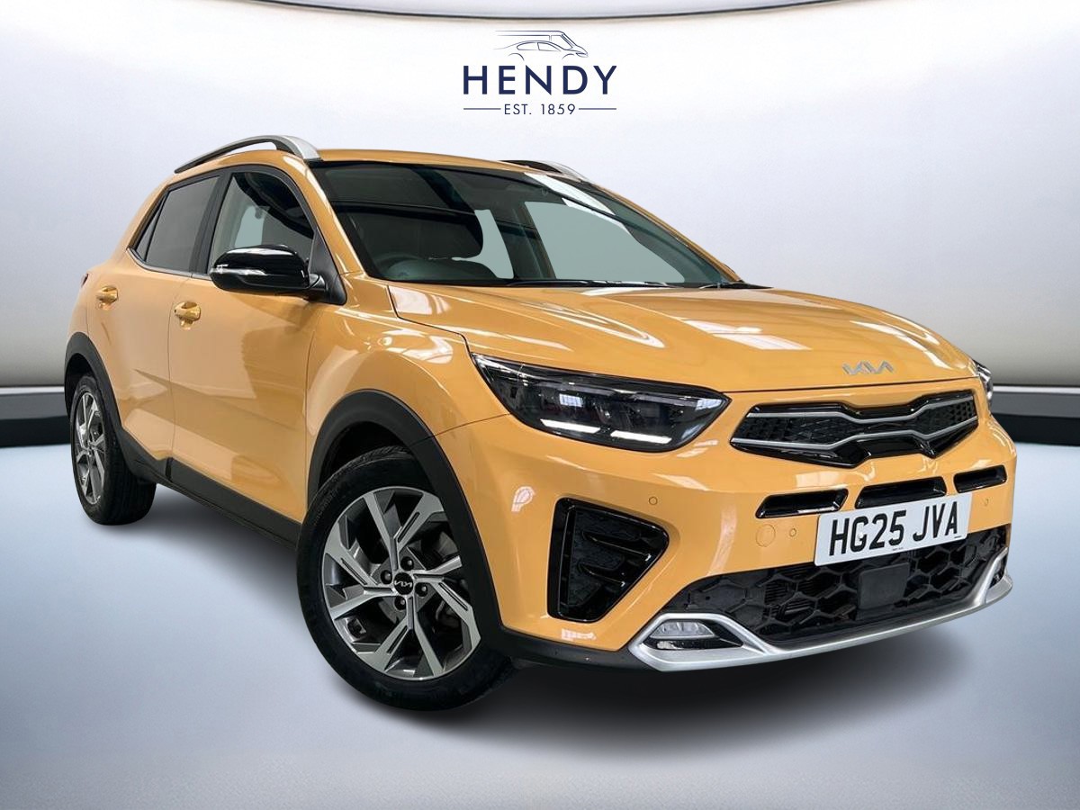 Main listing image - Kia Stonic