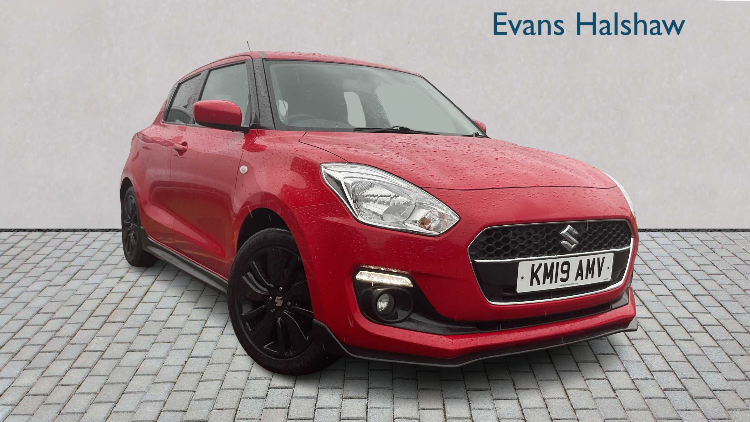 Main listing image - Suzuki Swift